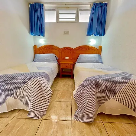 בית נופש Seaview Friendly 4 *